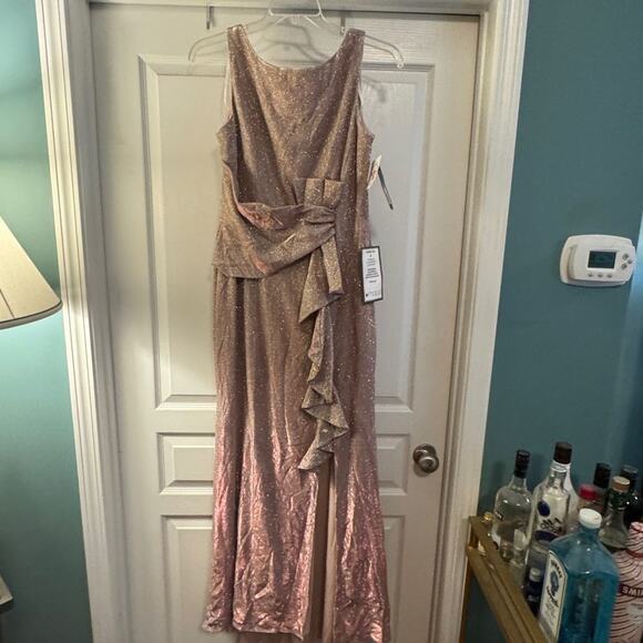 BETSY & ADAM Long Glitter Sleeveless Gown, Size 14 New with Tag MSRP $269 - Picture 6 of 11